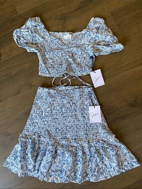 NWT Japna Blue & White Floral Two-Piece Crop Top and Mini Skirt Set